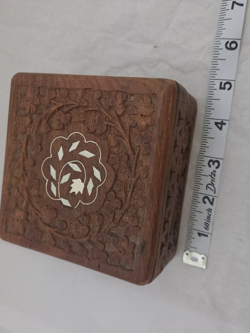 Hand-Carved Wooden Trinket Box with Inlay - Brown